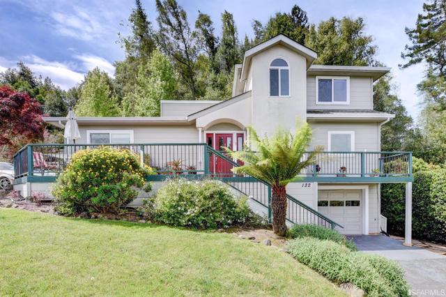 16 Parkwood Ave