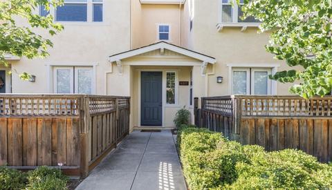 7285 Roxanne Ln