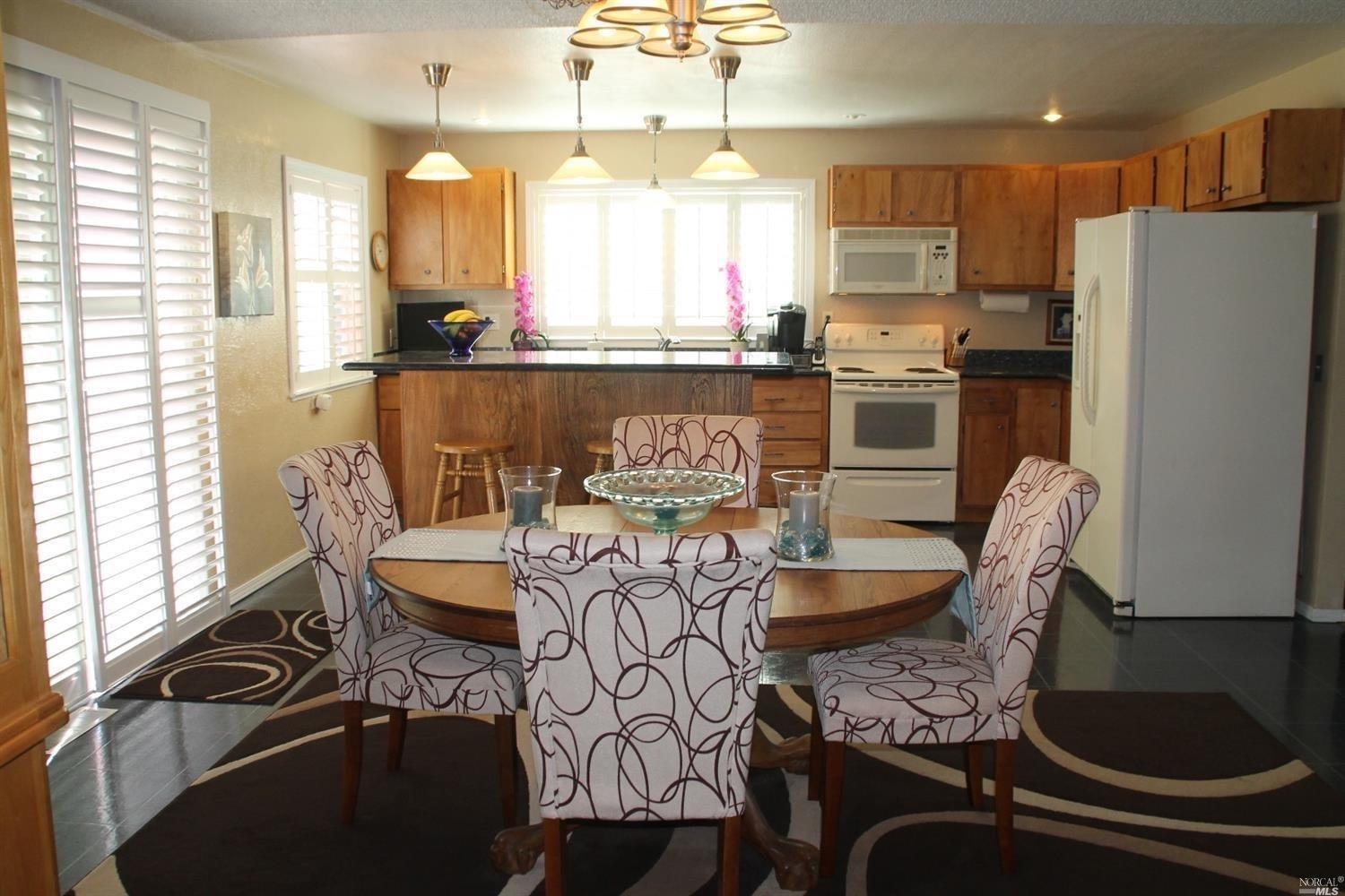 6584 Jade Ct