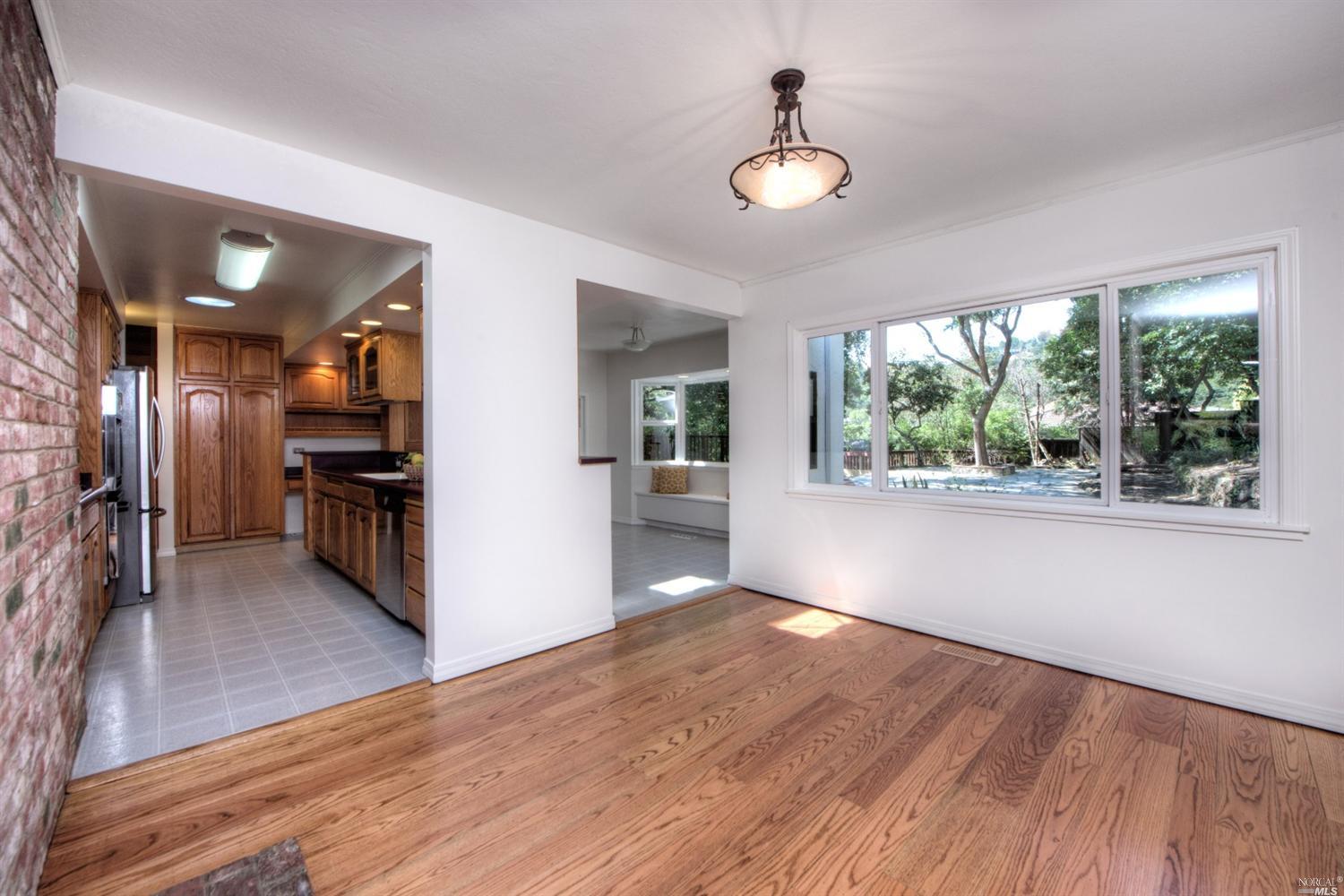 For Sale: 51 Piper Ln Fairfax, CA 94930