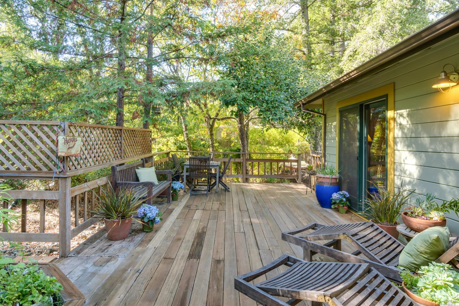 629 Cascade Dr