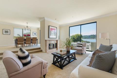 74 Milland Dr