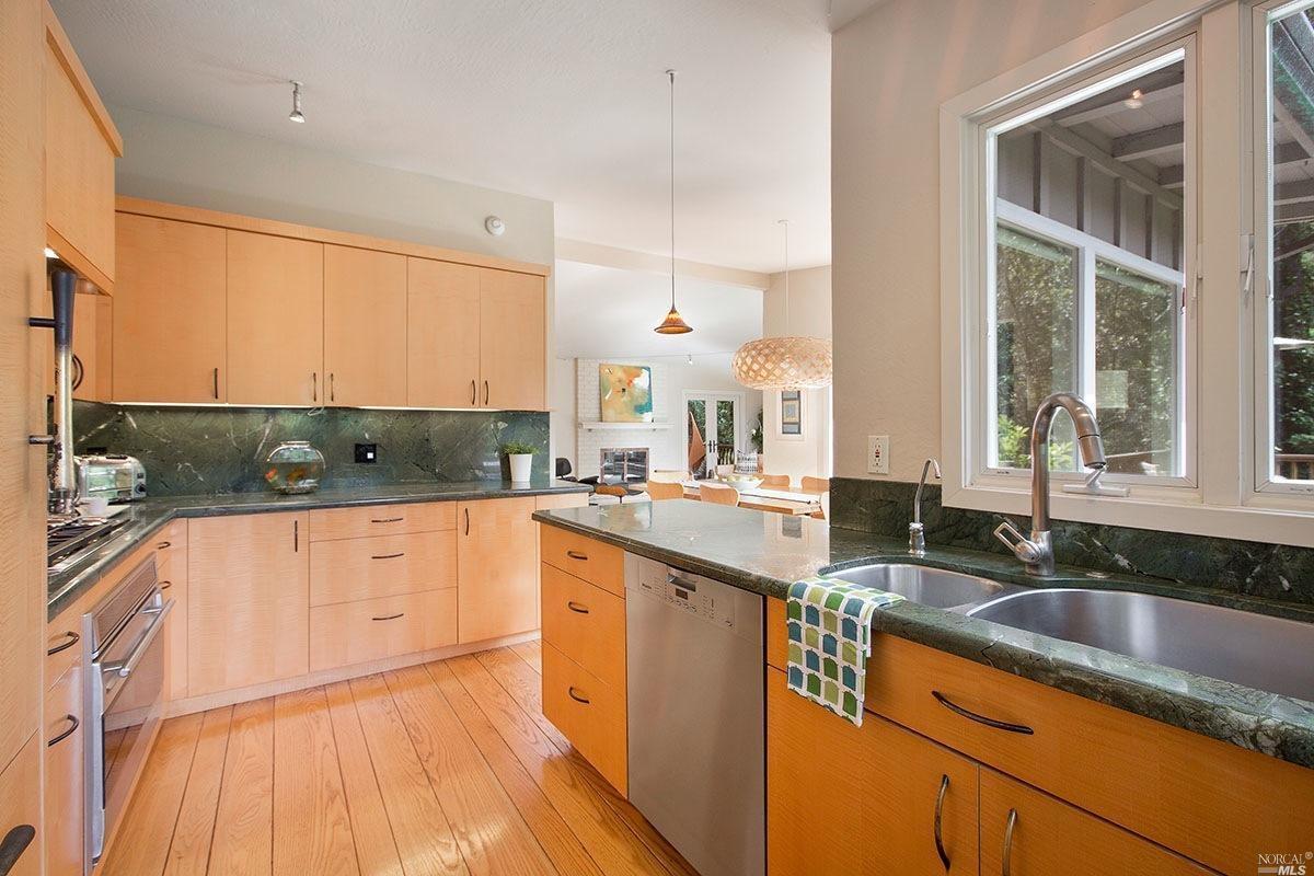 For Sale: 37 Marguerite Ave Mill Valley, CA 94941