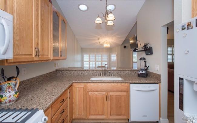 85 Birchwood Dr