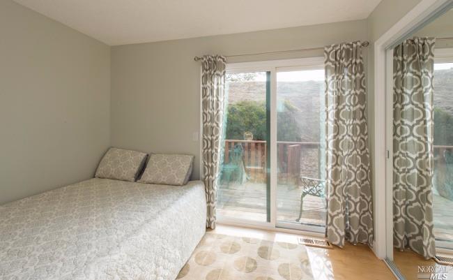 85 Birchwood Dr