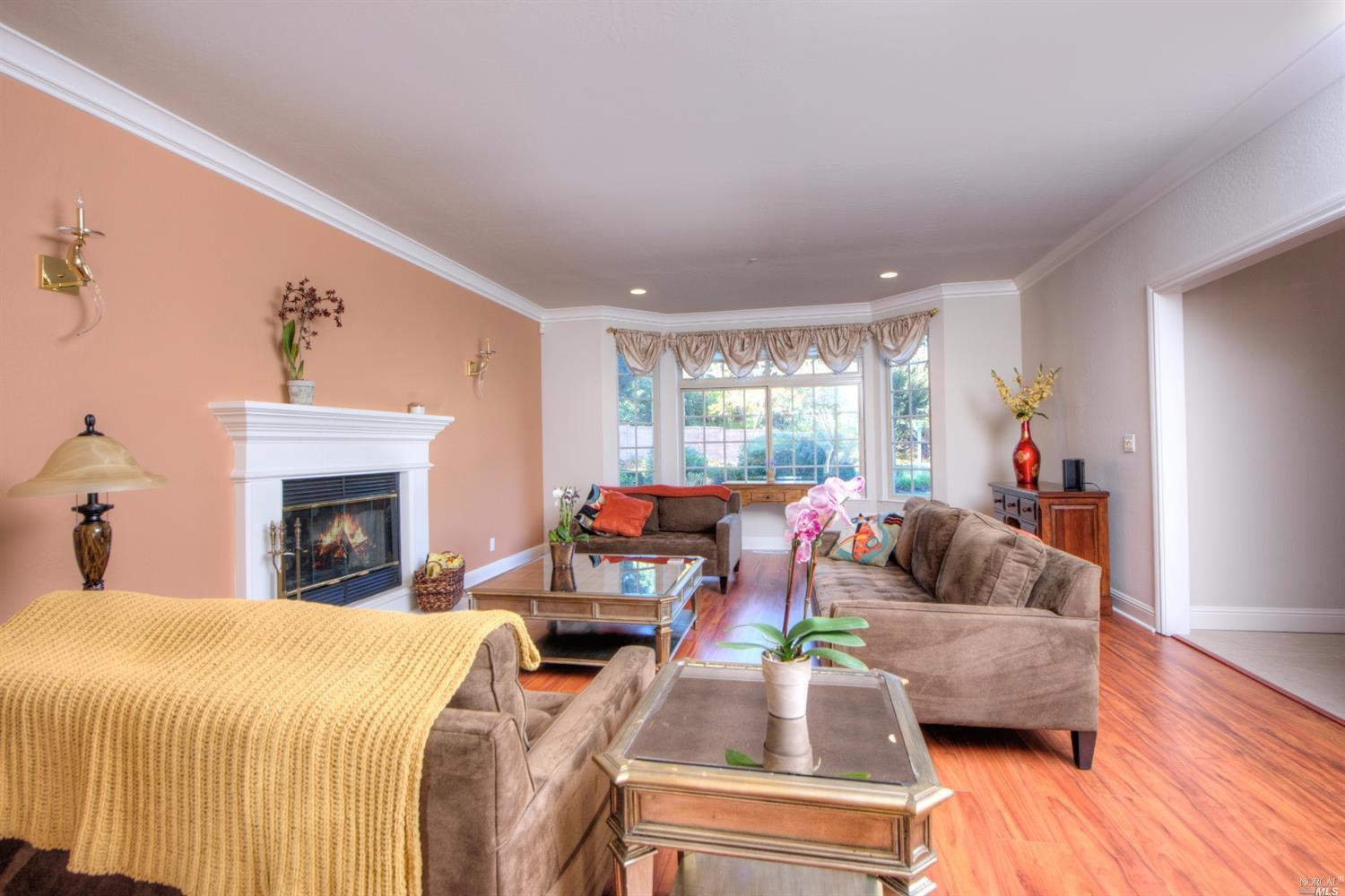 2 Douglas Ct