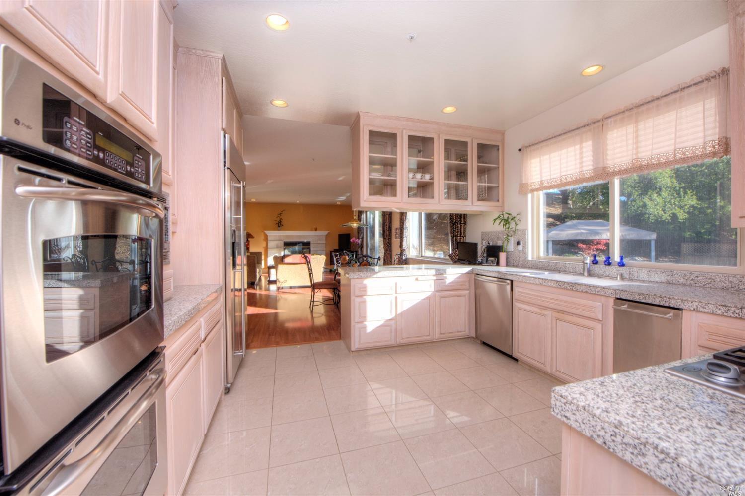 2 Douglas Ct
