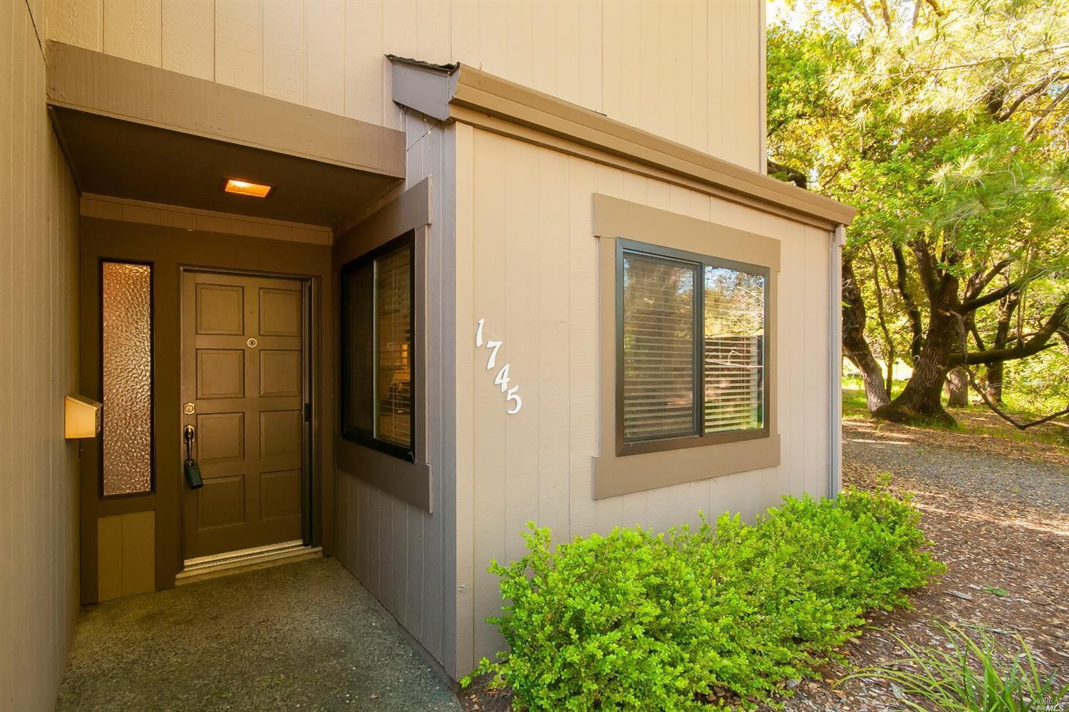 76 Orchard Way