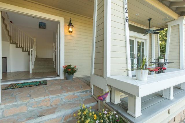 544 Jade St #22