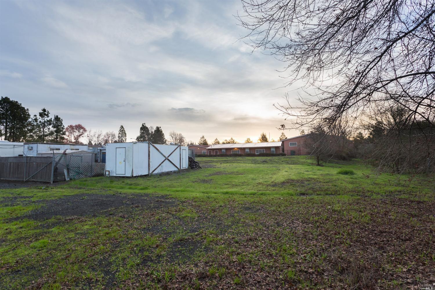 1365 Industrial Ave