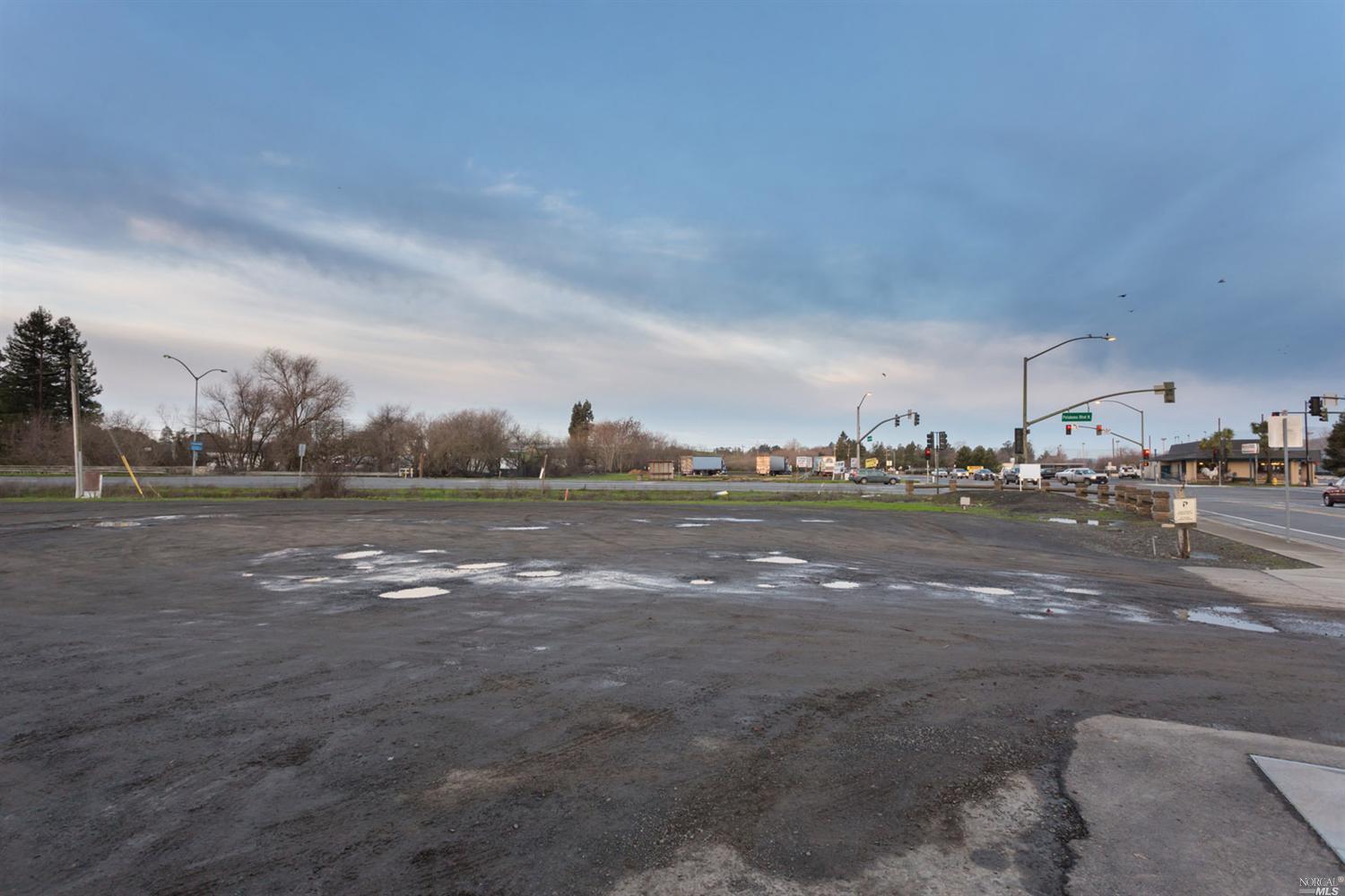 1365 Industrial Ave