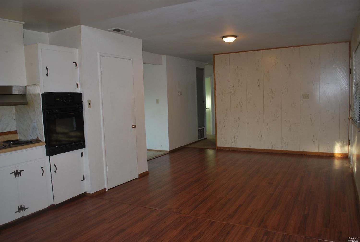 1437 Sierra Dr
