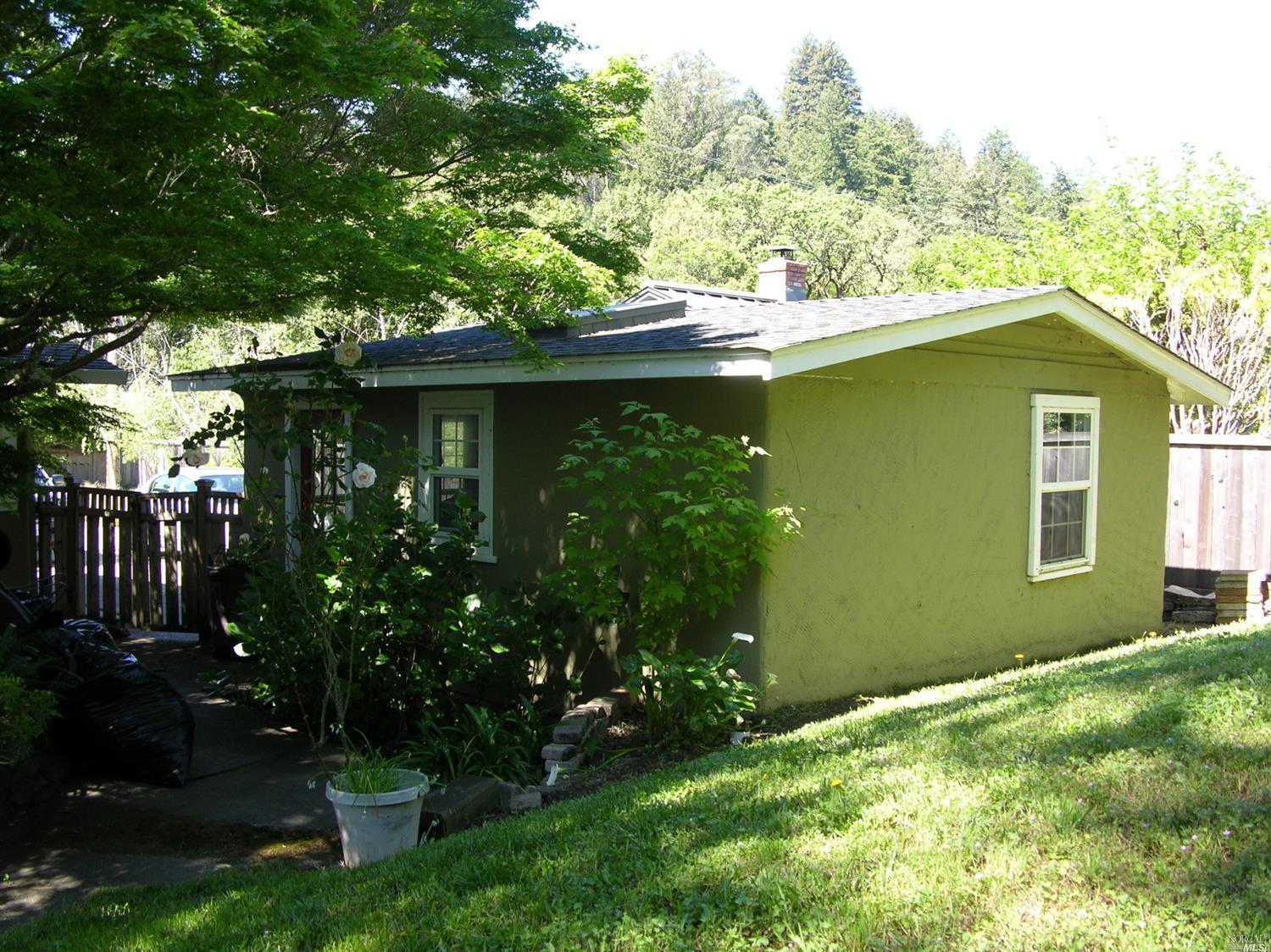 130 Ridge Rd