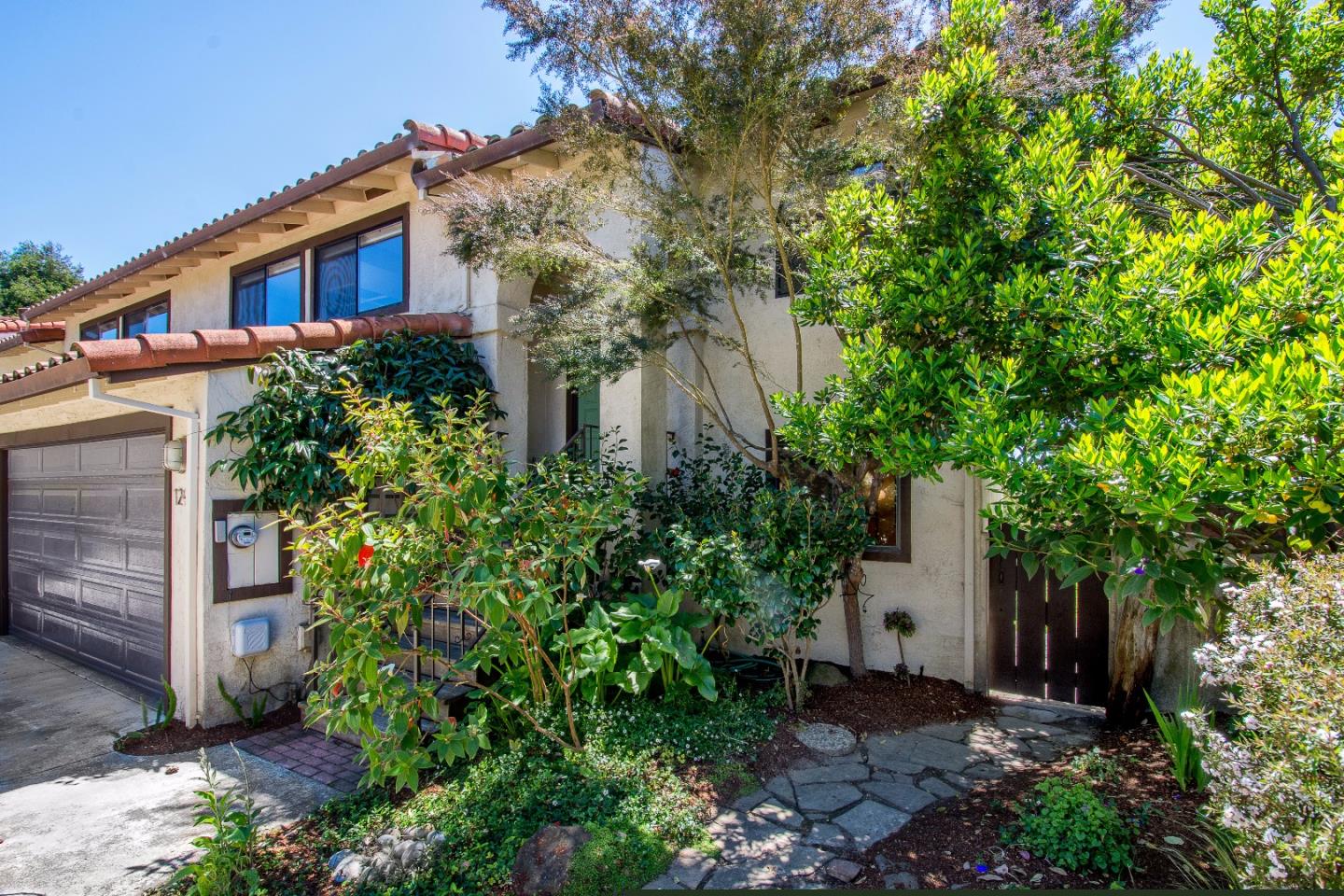 22 Seascape Resort Dr