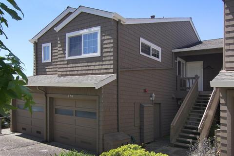 227 Center Ave