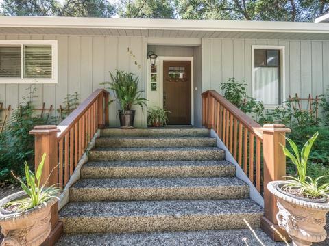 445 Sylvan Ave