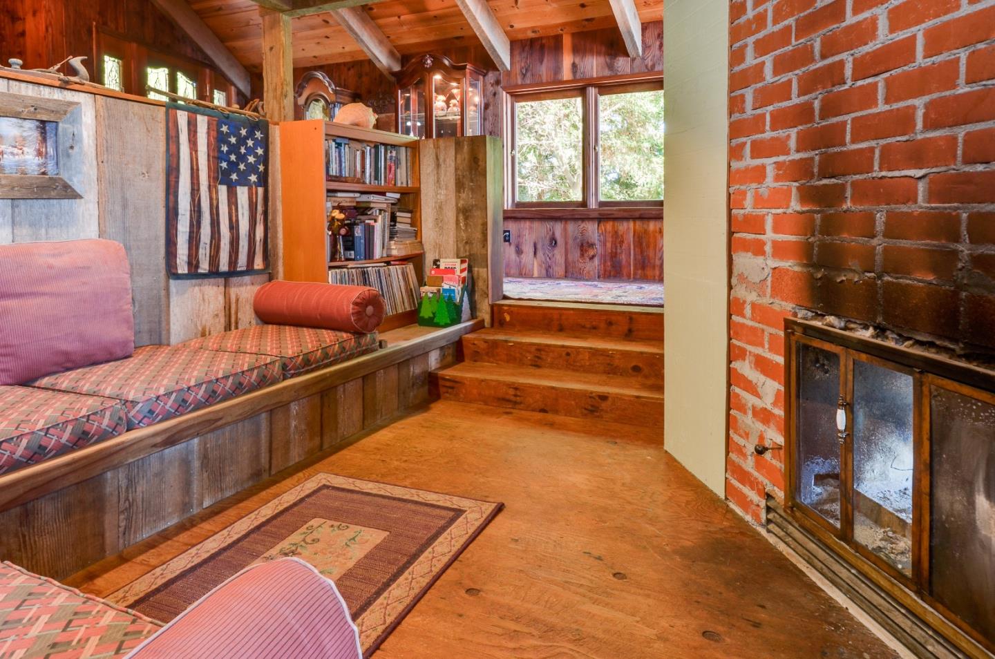 28372 Big Basin Way