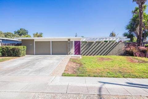 728 Stendhal Ln