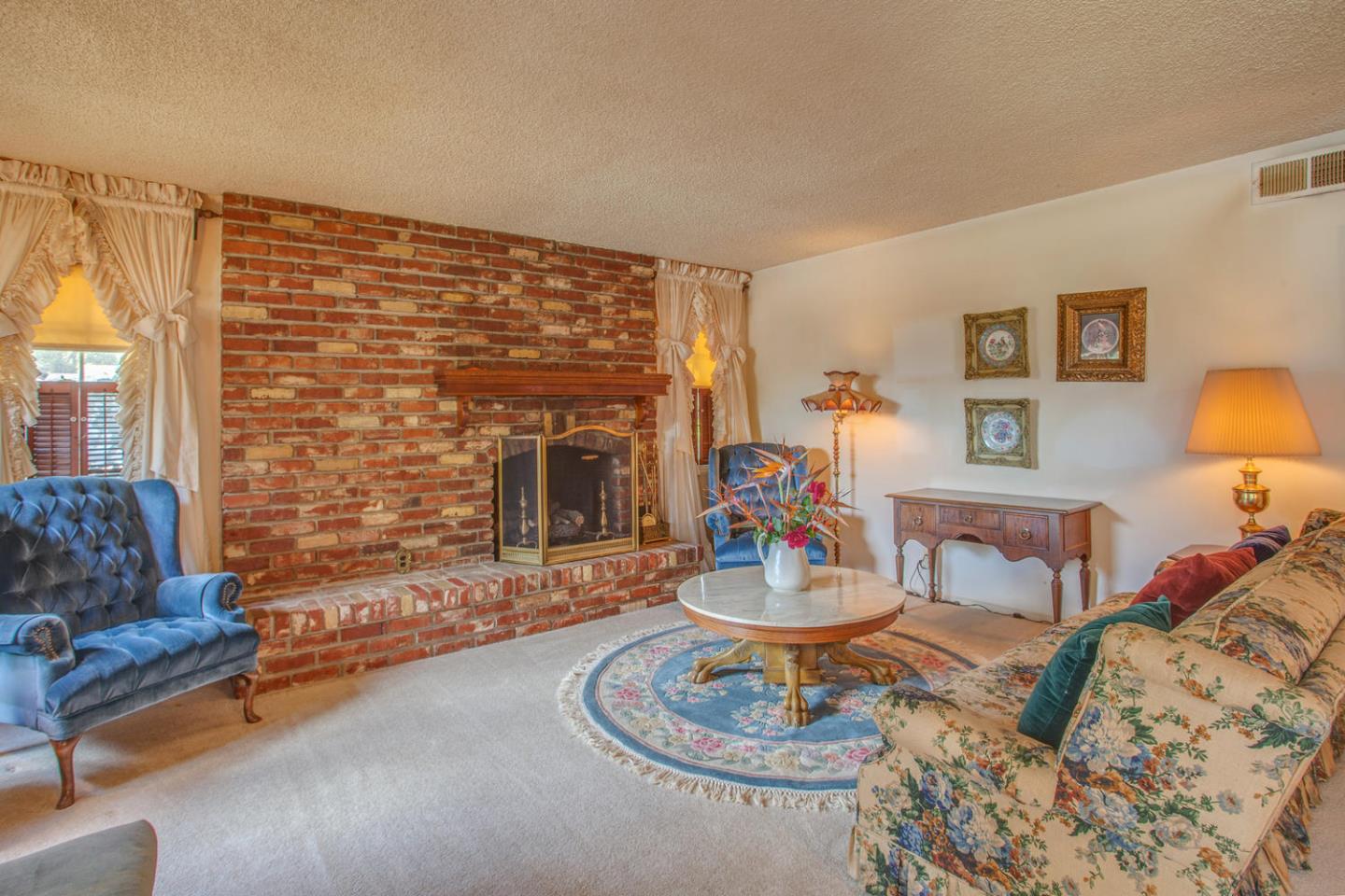 22030 Wallace Dr, Cupertino CA 95014