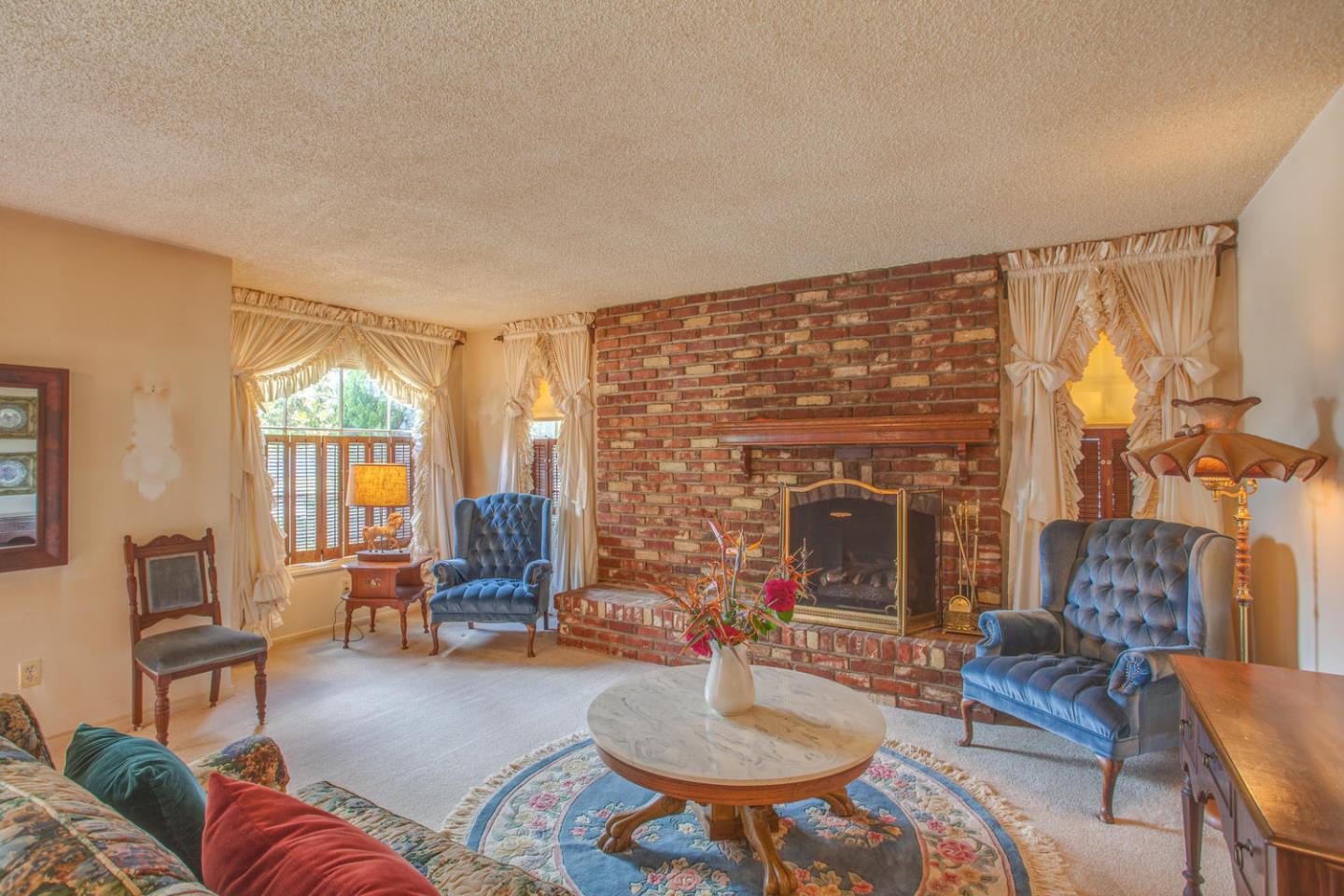 22030 Wallace Dr, Cupertino CA 95014