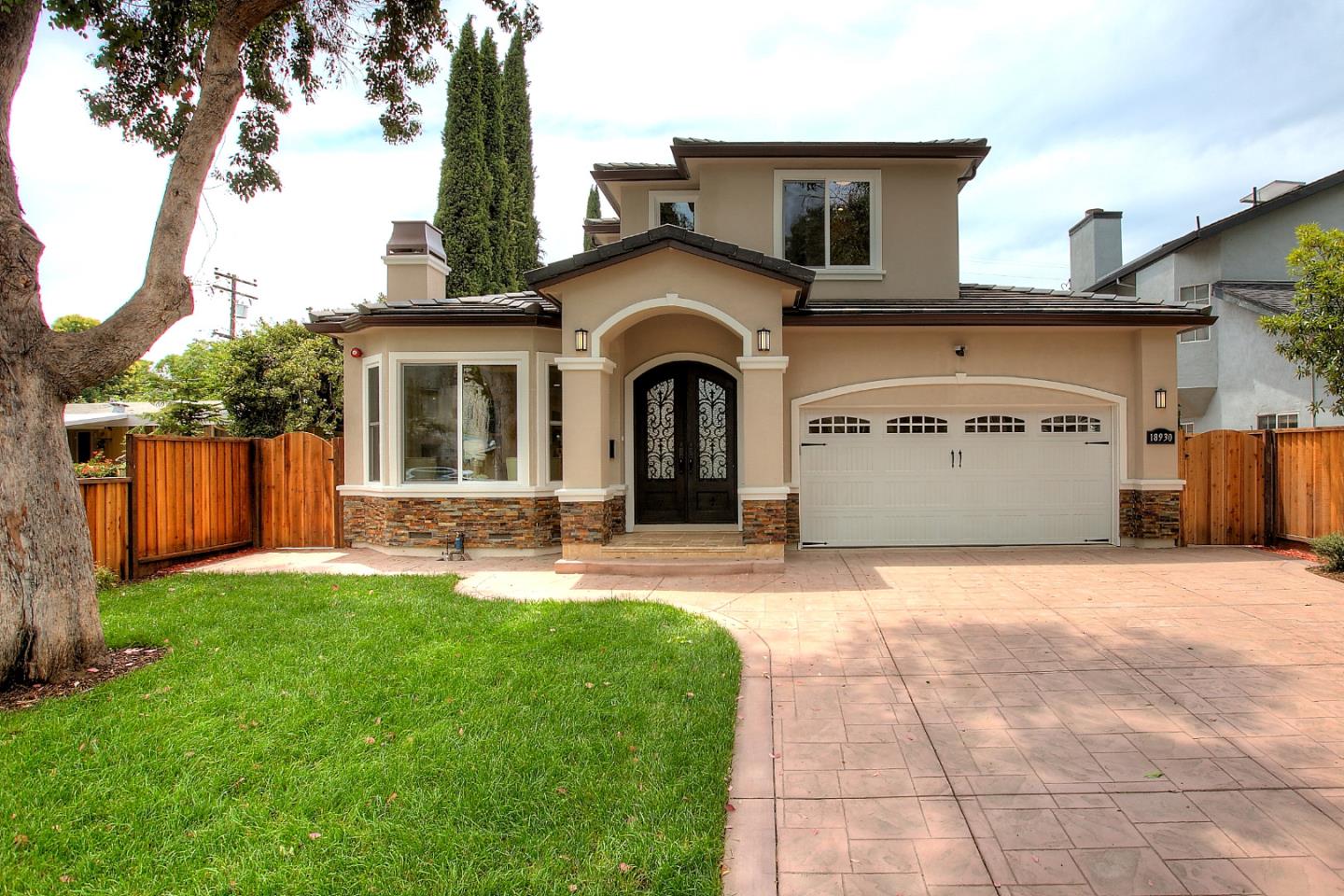 Public Record: 18930 Barnhart Ave Cupertino, CA 95014