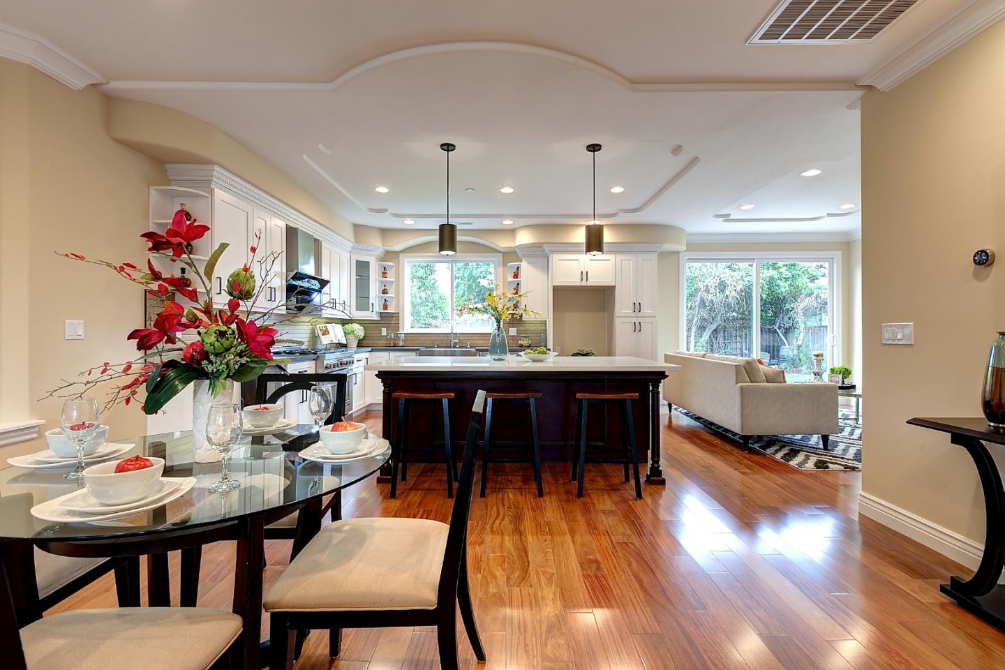Public Record: 18930 Barnhart Ave Cupertino, CA 95014