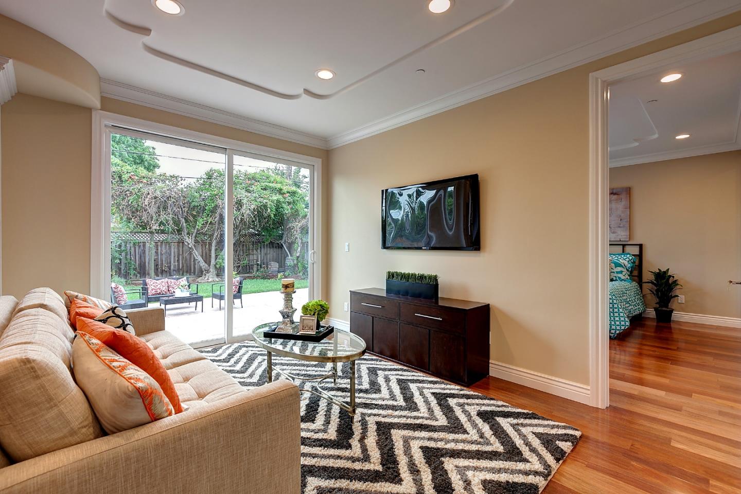 Public Record: 18930 Barnhart Ave Cupertino, CA 95014