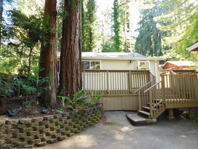 225 Brook Ln