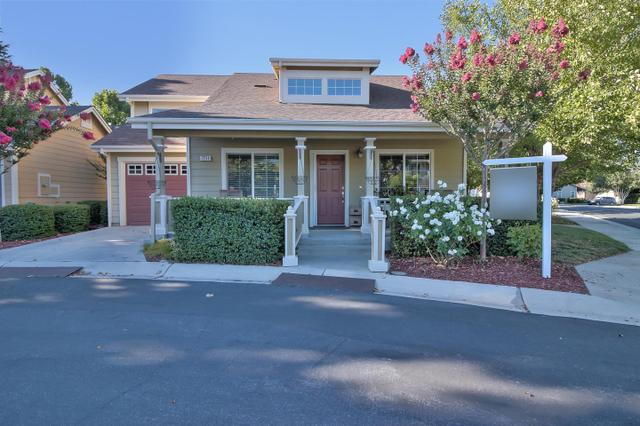 788 Mantelli Dr