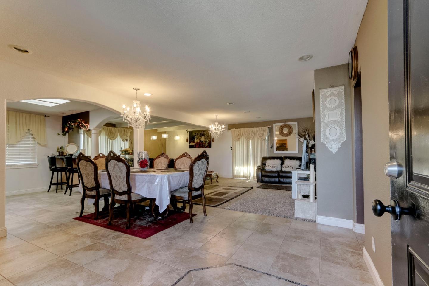 251 Western Ct