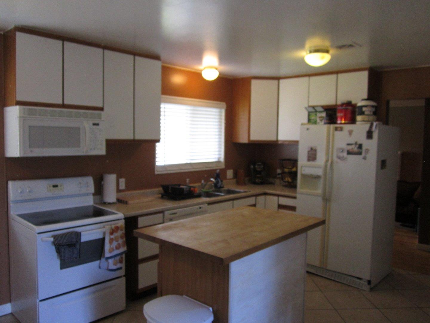 For Sale: 1241 Scenic Cir Hollister, CA 95023