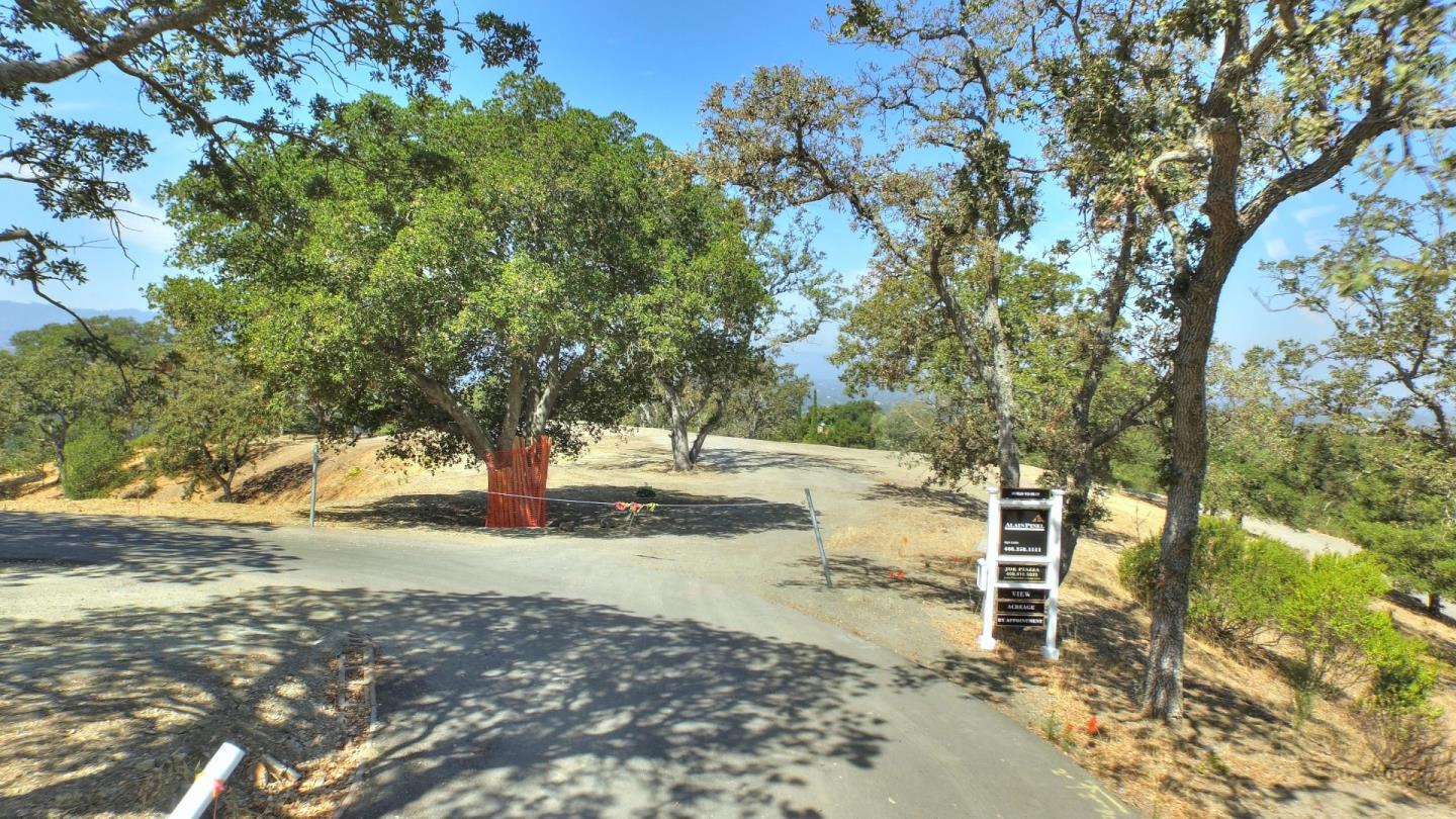 15680 Gum Tree Ln, Los Gatos CA 95032