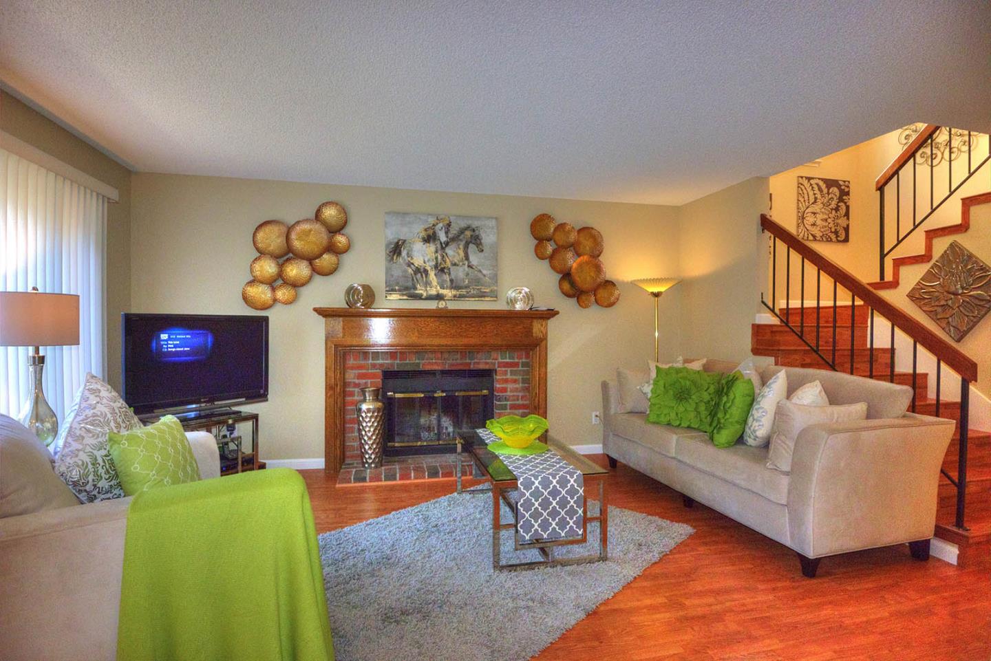 279 Klamath Rd