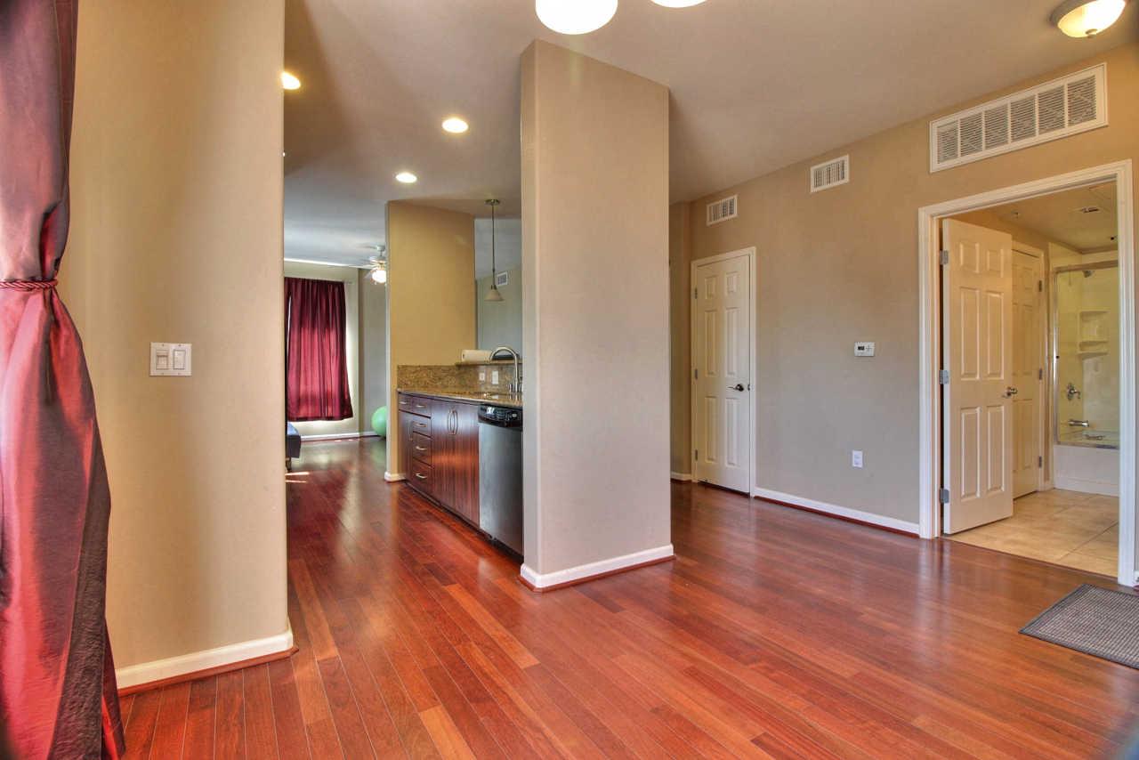 For Sale: 1101 S Main St #APT 328 Milpitas, CA 95035