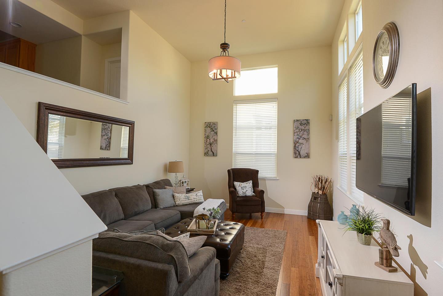 18424 Jade Ln