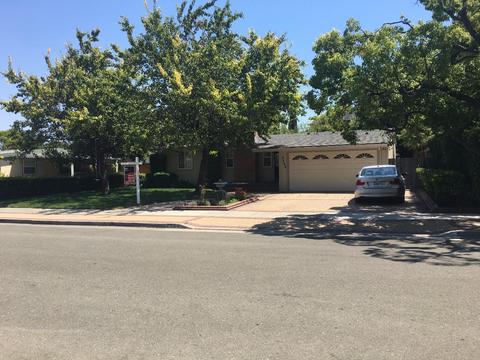 2437 Woodland Ave
