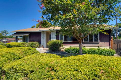 3722 Europe Ct