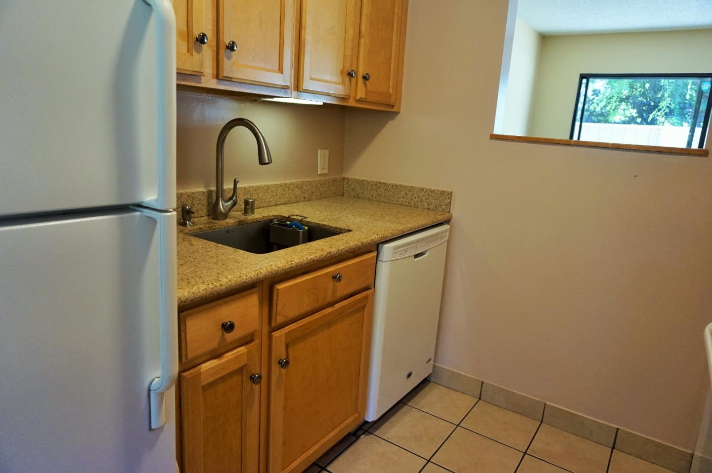 For Sale: 968 Kiely Blvd #APT H Santa Clara, CA 95051