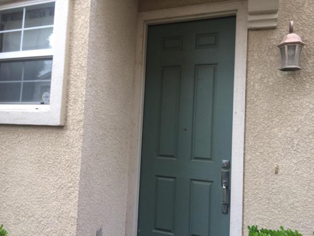 2419 Loma Vista Ln