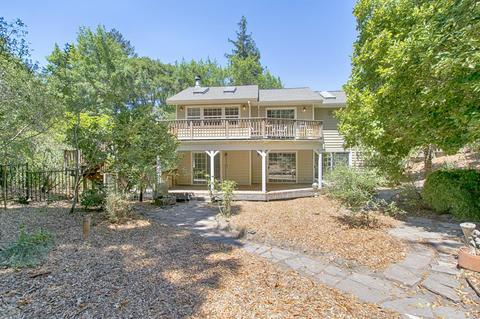 15 Eastridge Dr