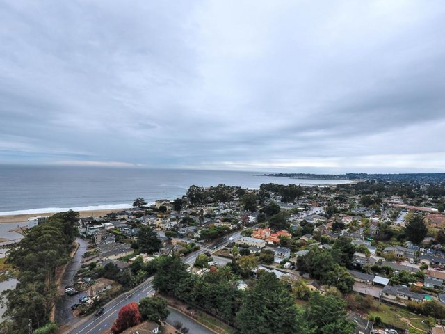 170 Clearwater Ct