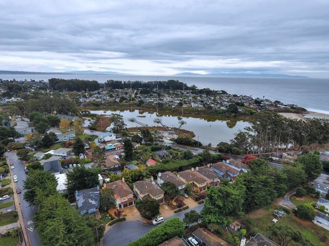 170 Clearwater Ct