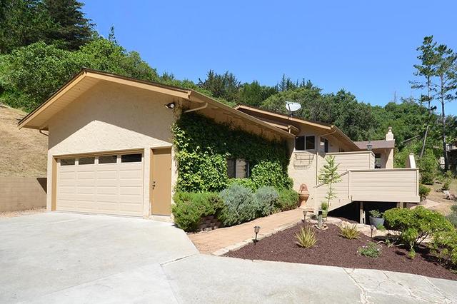 819 Hillcrest Dr