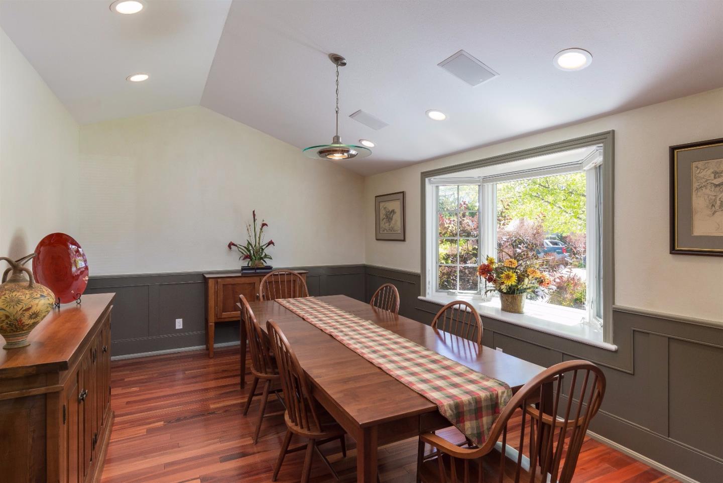 12610 Paseo Flores