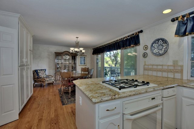 14634 Fieldstone Dr