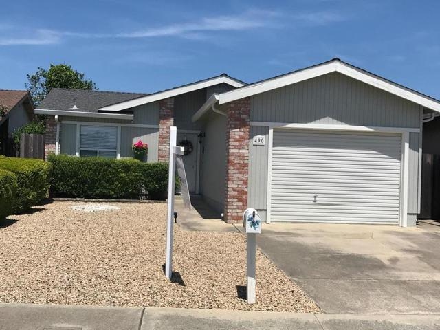 490 Cloudview Dr