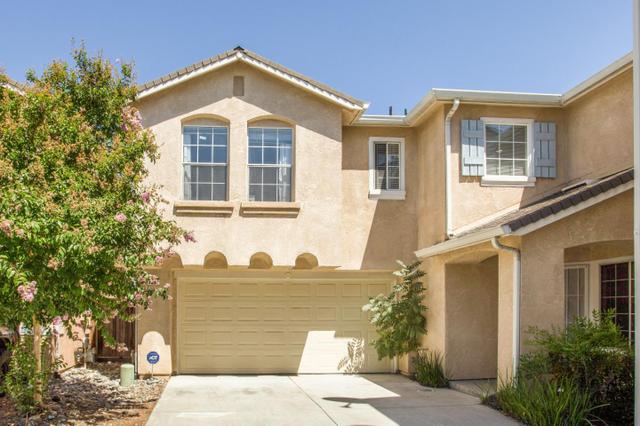 1575 Sawgrass Dr