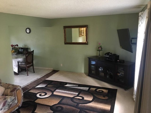 240 Palacio Royale Cir