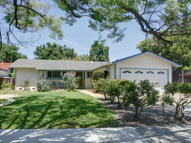 1723 Merrill Loop