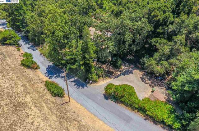 5610 Domaine Dr